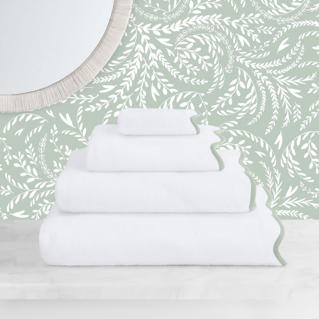 Green Scalloped Plush White Hand Towel