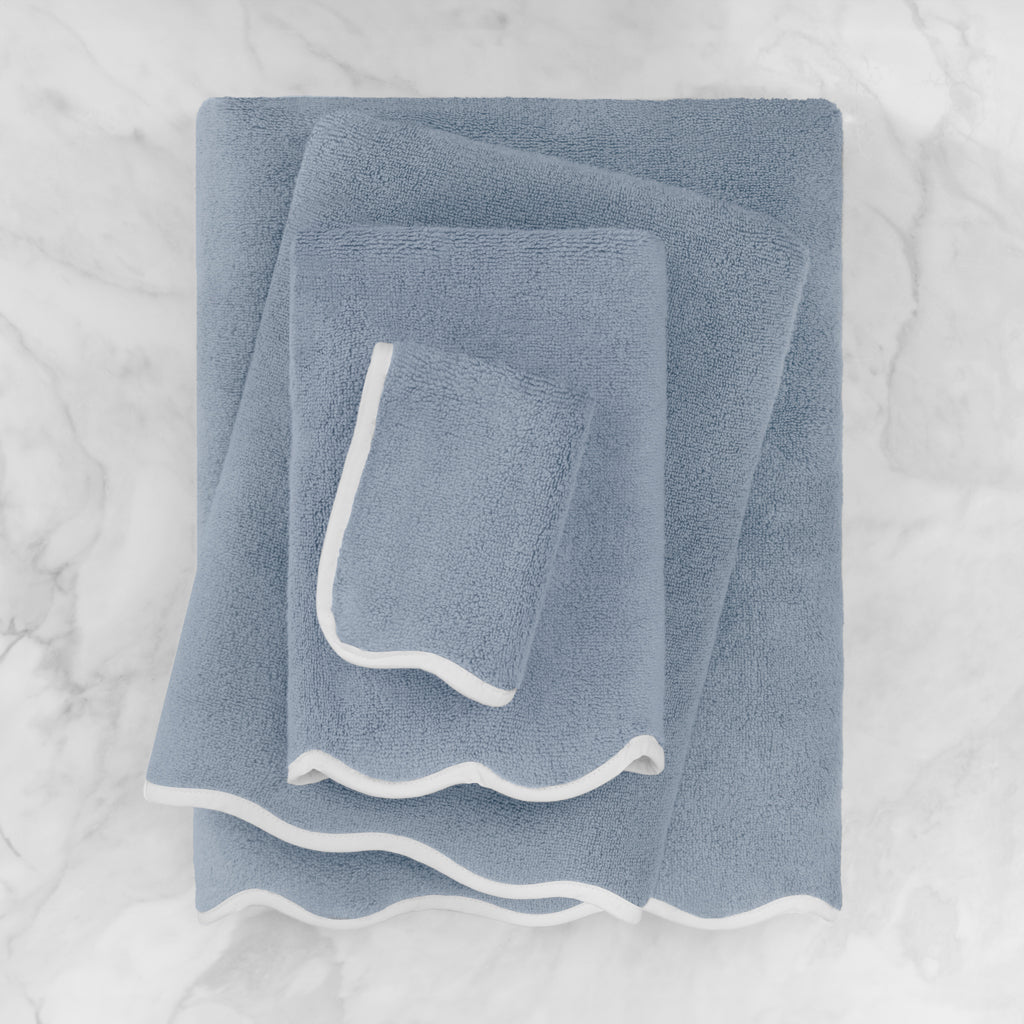 White Scalloped Plush Vista Blue Towel Essentials Bundle (2 Wash + 2 Hand + 2 Bath Towels)