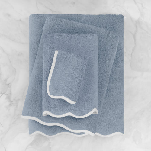 White Scalloped Plush Vista Blue Towel Spa Bundle (2 Wash + 2 Hand + 4 Bath Towels)